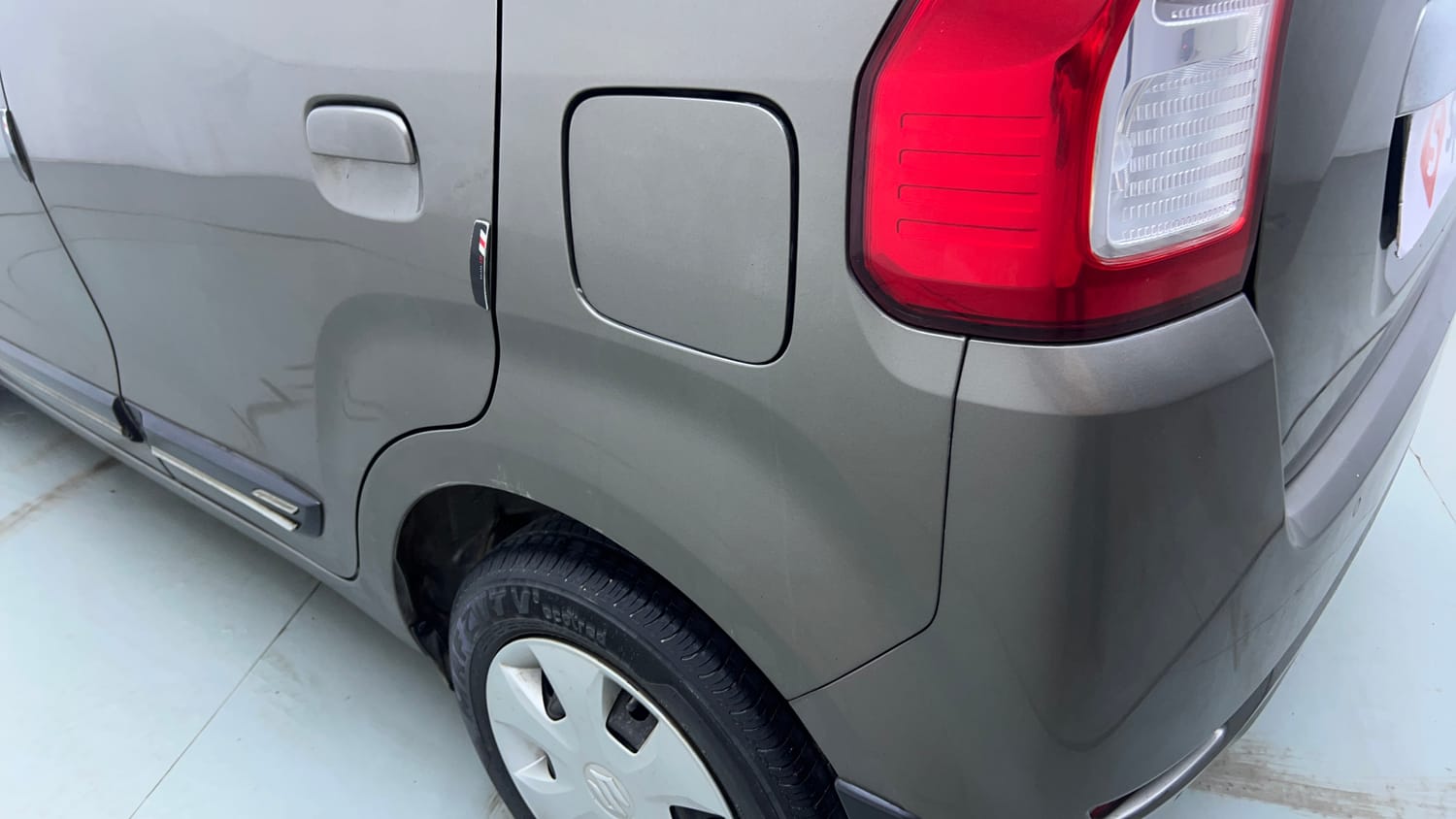 Used 2023 Maruti Suzuki Wagon R VXI 1.0 CNG Cng Manual dents MINOR DENT
