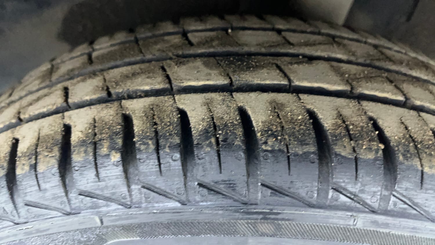 Used 2020 Renault Kwid CLIMBER 1.0 AMT Opt Petrol Automatic tyres LEFT REAR TYRE TREAD VIEW