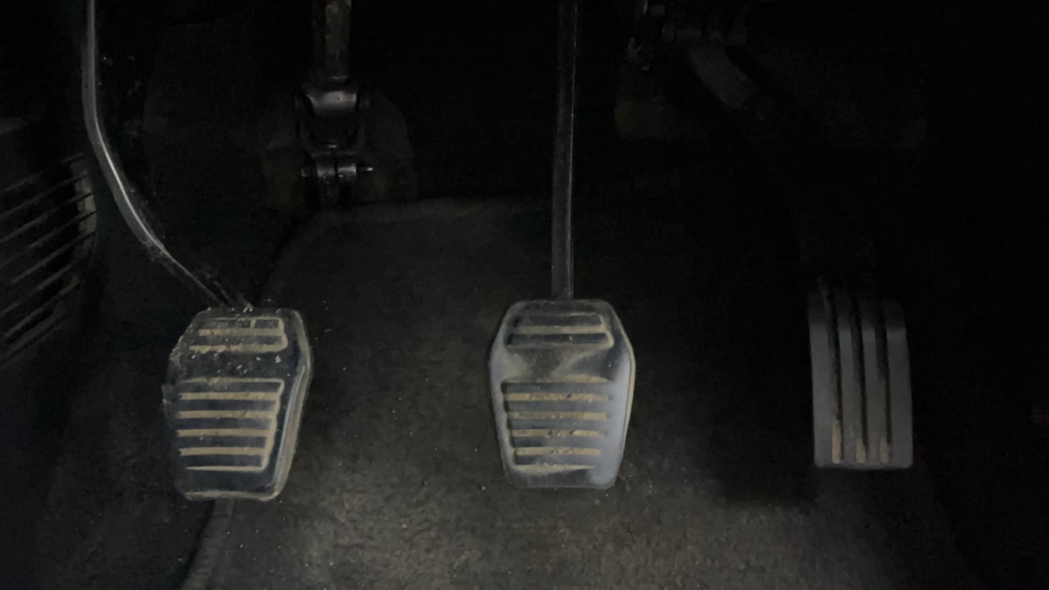 Used 2013 Ford Figo Duratec Petrol ZXI 1.2 Petrol Manual interior PEDALS VIEW
