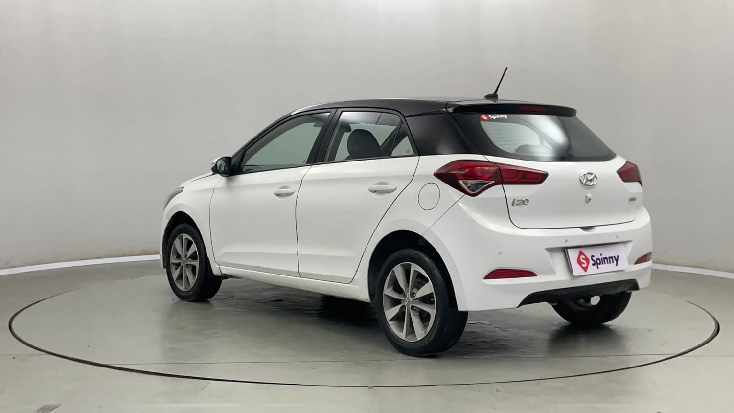 Used 2017 Hyundai Elite i20 Asta 1.2 Dual Tone Petrol Manual exterior LEFT REAR CORNER VIEW