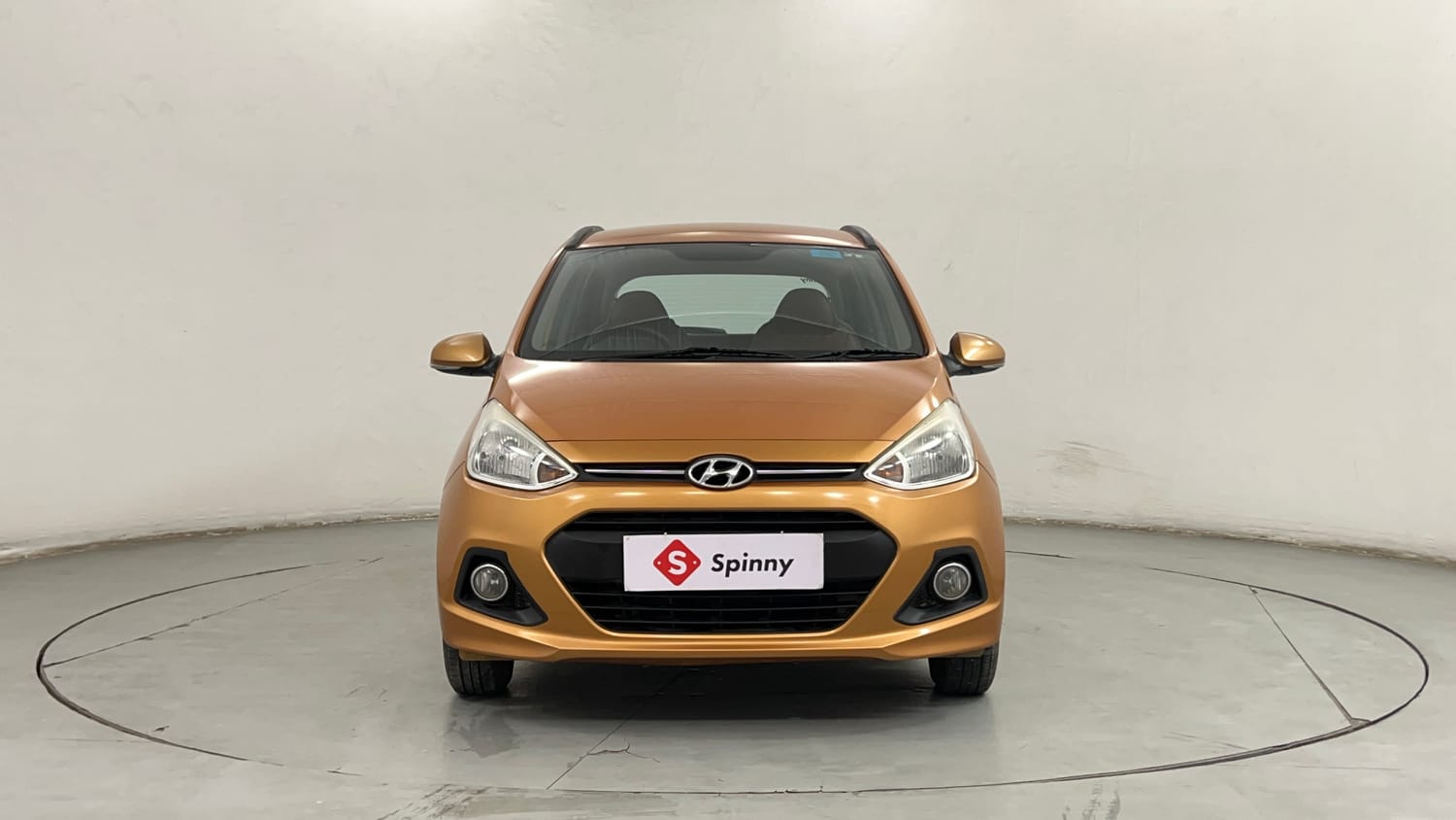 Used 2014 Hyundai Grand i10 Asta 1.2 Kappa VTVT (O) Petrol Manual exterior FRONT VIEW