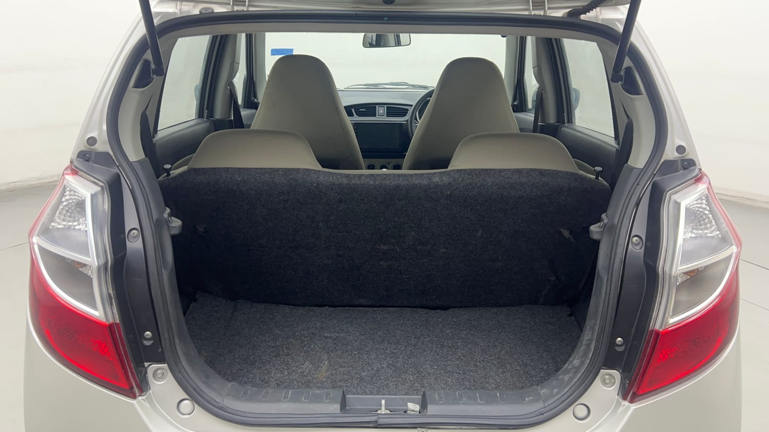 Used 2017 maruti-suzuki Alto K10 VXi (O) AMT Petrol Automatic interior DICKY INSIDE VIEW