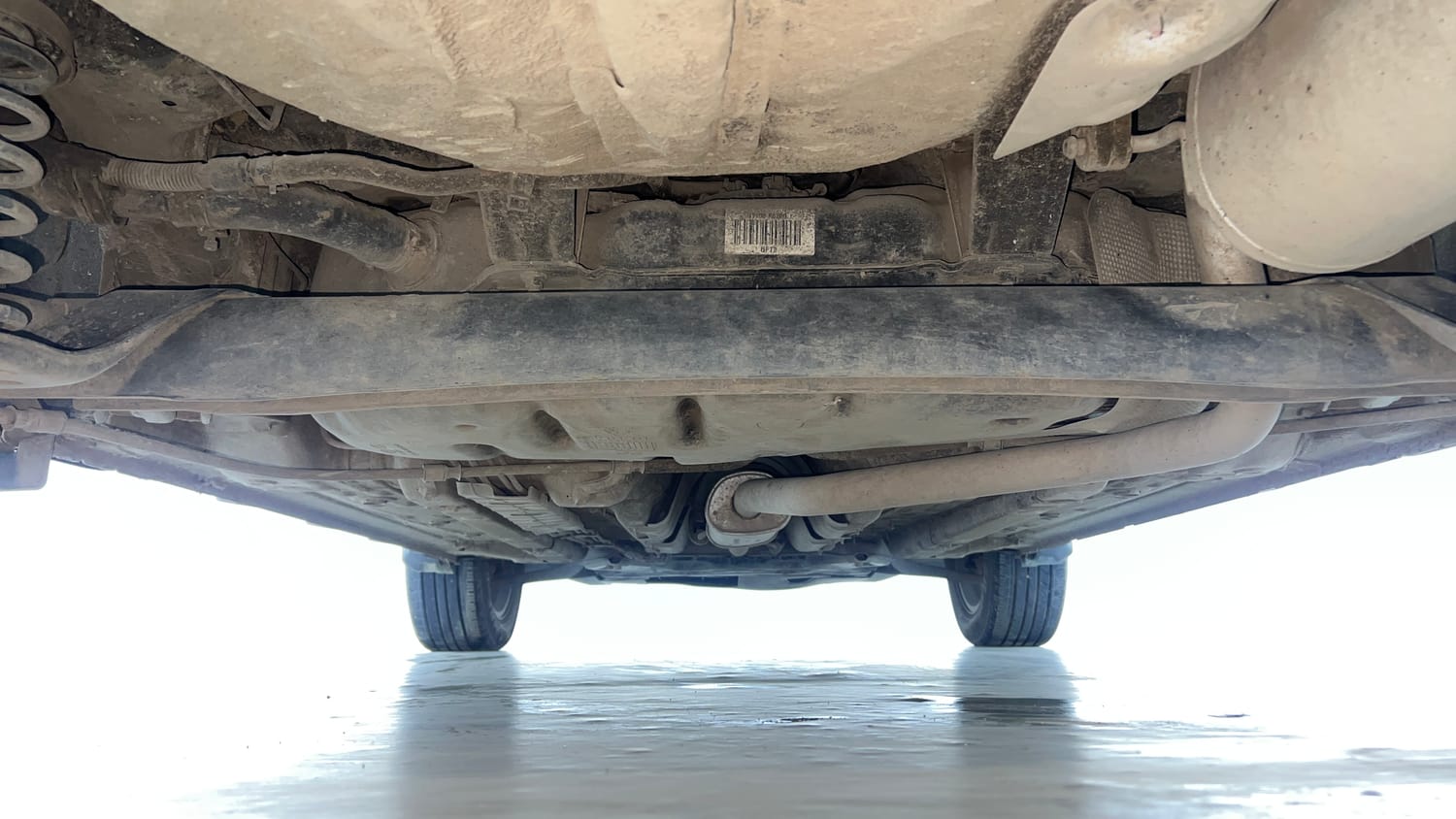 Used 2019 Hyundai Venue SX Plus 1.0 Turbo DCT Petrol Automatic extra REAR UNDERBODY VIEW (TAKEN FROM REAR)