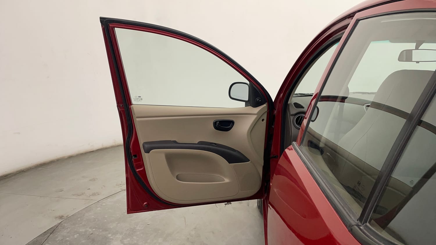Used 2012 Hyundai i10 Era 1.1 iRDE2 Petrol Manual interior LEFT FRONT DOOR OPEN VIEW