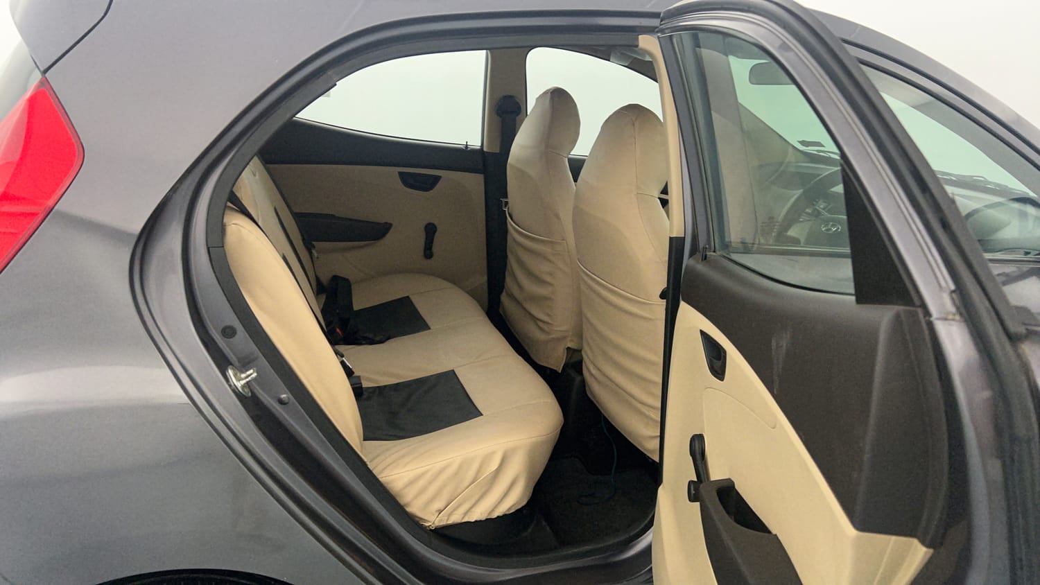 Used 2017 Hyundai Eon Era + AirBag Petrol Manual interior RIGHT SIDE REAR DOOR CABIN VIEW