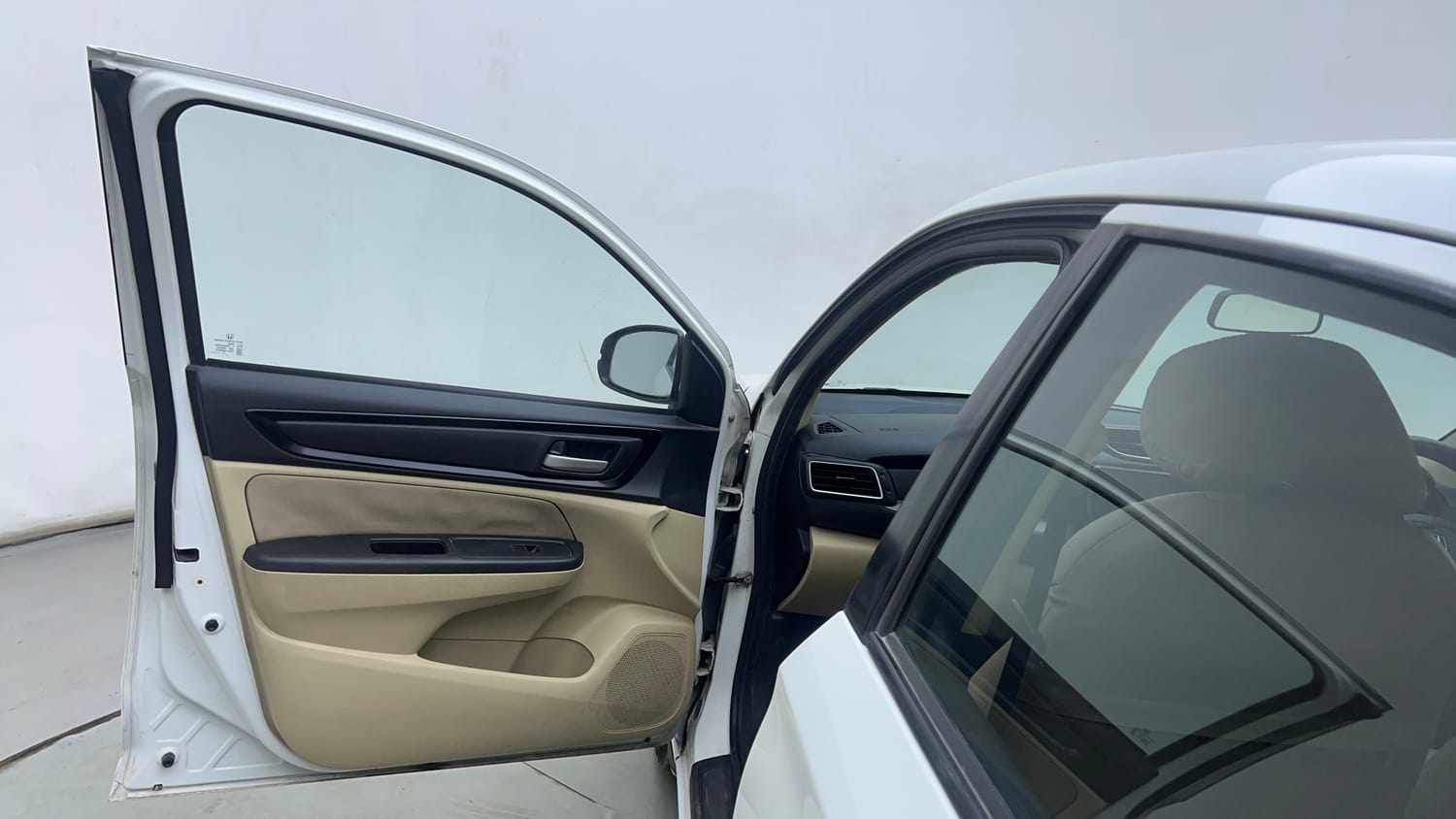 Used 2018 Honda Amaze 1.5 V CVT Diesel Diesel Automatic interior LEFT FRONT DOOR OPEN VIEW