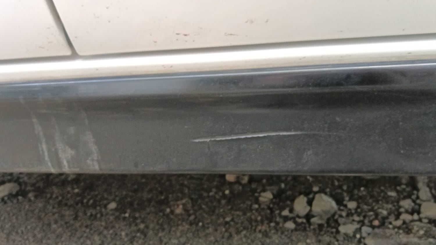 Used 2021 Hyundai i20 Asta 1.2 IVT Petrol Automatic dents MINOR SCRATCH