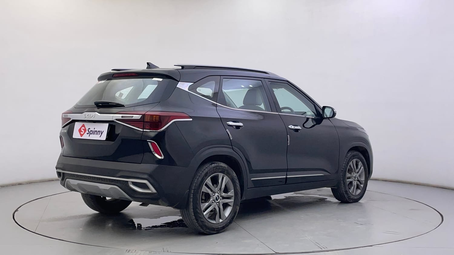 Used 2022 Kia Seltos HTX 1.5 Petrol Manual exterior RIGHT REAR CORNER VIEW