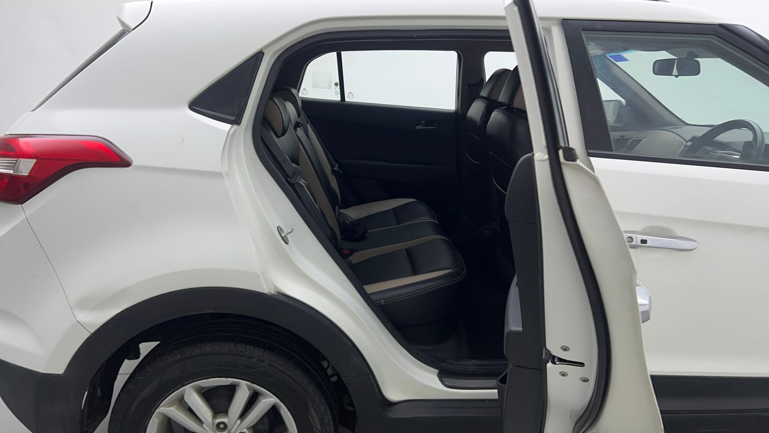 Used 2016 Hyundai Creta 1.6 SX Plus Petrol Petrol Manual interior RIGHT SIDE REAR DOOR CABIN VIEW