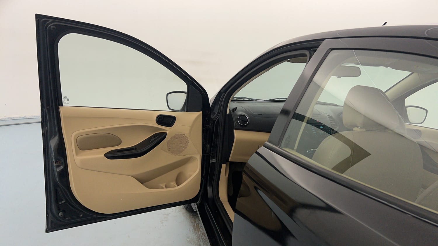 Used 2016 Ford Figo Aspire Titanium 1.2 Ti-VCT Petrol Manual interior LEFT FRONT DOOR OPEN VIEW