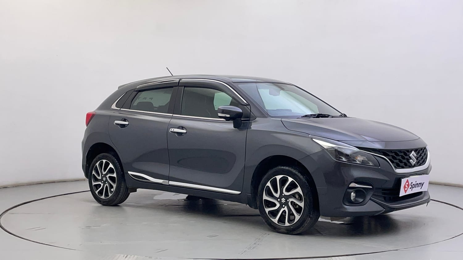 Used 2024 Maruti Suzuki Baleno Alpha MT Petrol Manual exterior RIGHT FRONT CORNER VIEW