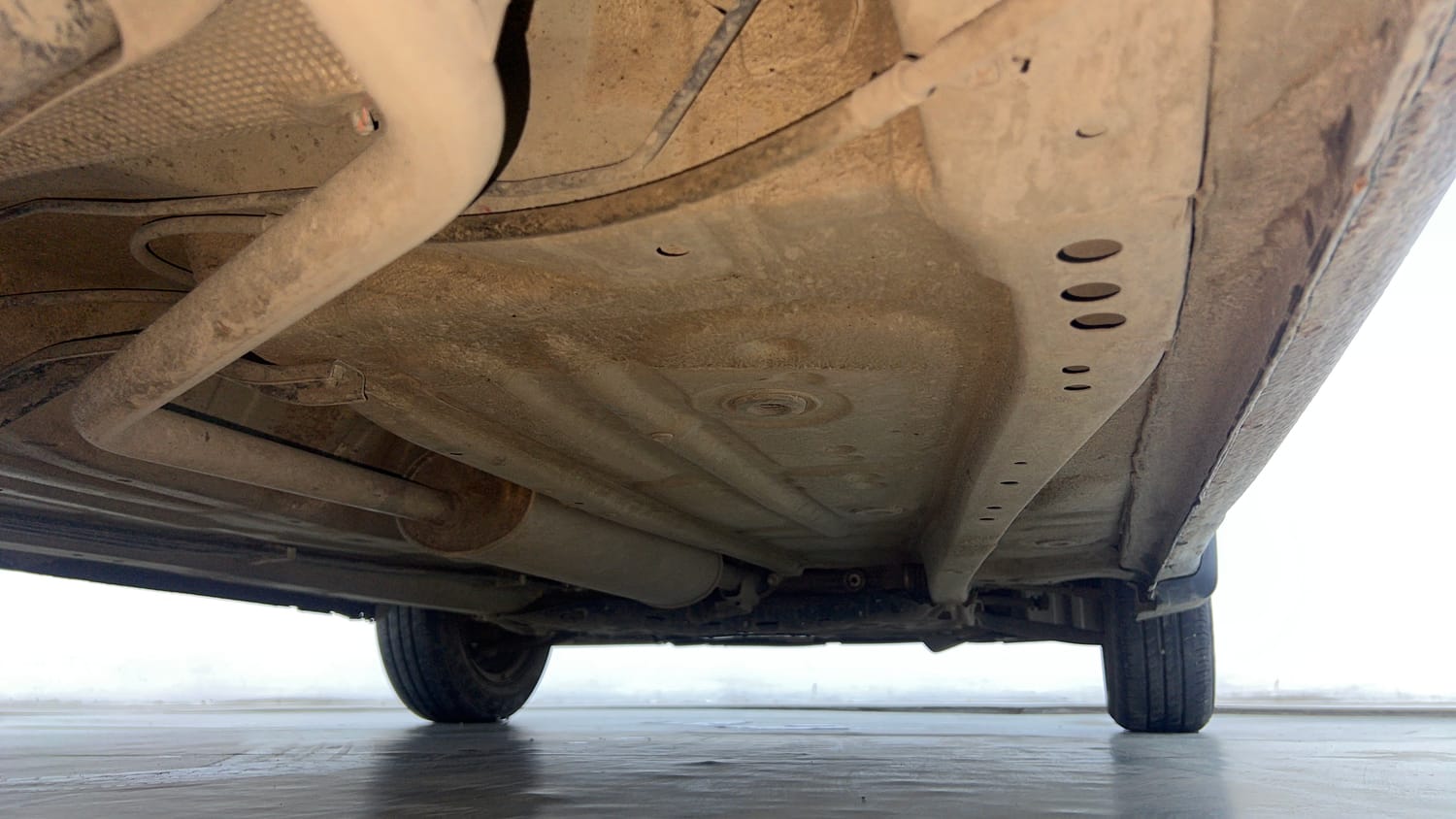 Used 2024 Maruti Suzuki Wagon R VXI 1.0 CNG Cng Manual extra REAR RIGHT UNDERBODY VIEW