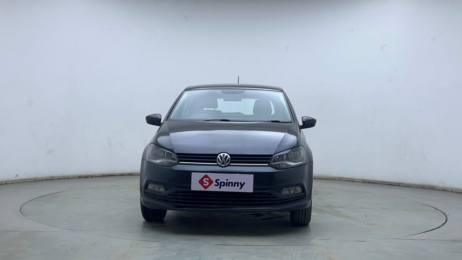 Used 2016 Volkswagen Polo Comfortline 1.2L (P) Petrol Manual exterior FRONT VIEW