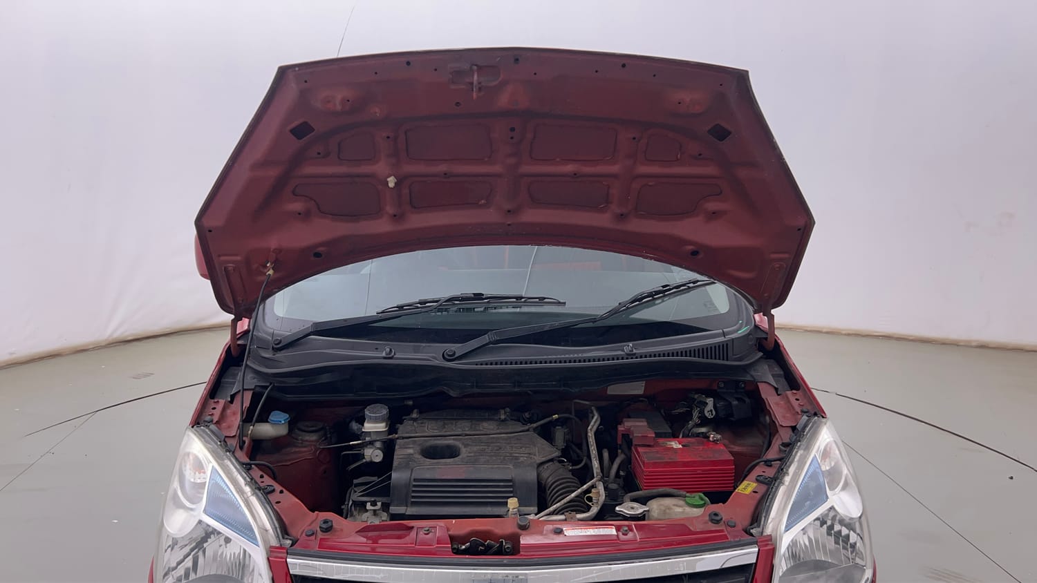 Used 2014 Maruti Suzuki Wagon R VXI Petrol Manual engine ENGINE & BONNET OPEN FRONT VIEW