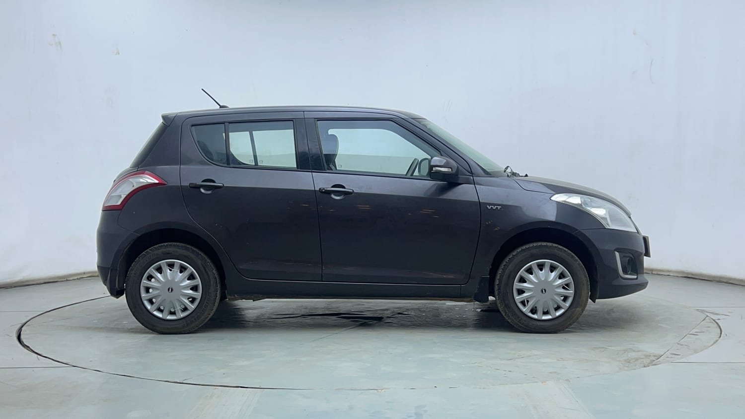 Used 2017 Maruti Suzuki Swift VXi Petrol Manual exterior RIGHT SIDE VIEW