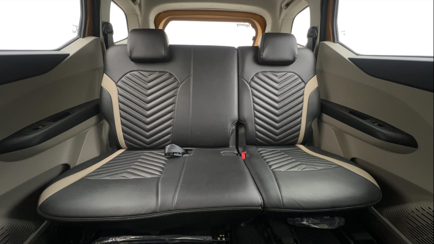 Used 2024 Renault Triber RXZ Petrol Manual interior REAR SEAT CONDITION VIEW
