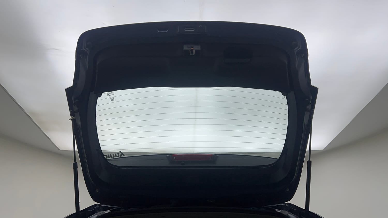 Used 2022 Maruti Suzuki Baleno Zeta MT Petrol Manual interior DICKY DOOR OPEN VIEW