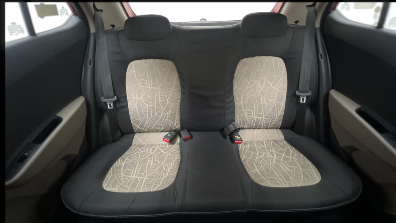 Used 2018 Hyundai Grand i10 Sportz (O) AT 1.2 Kappa VTVT Petrol Automatic interior REAR SEAT CONDITION VIEW