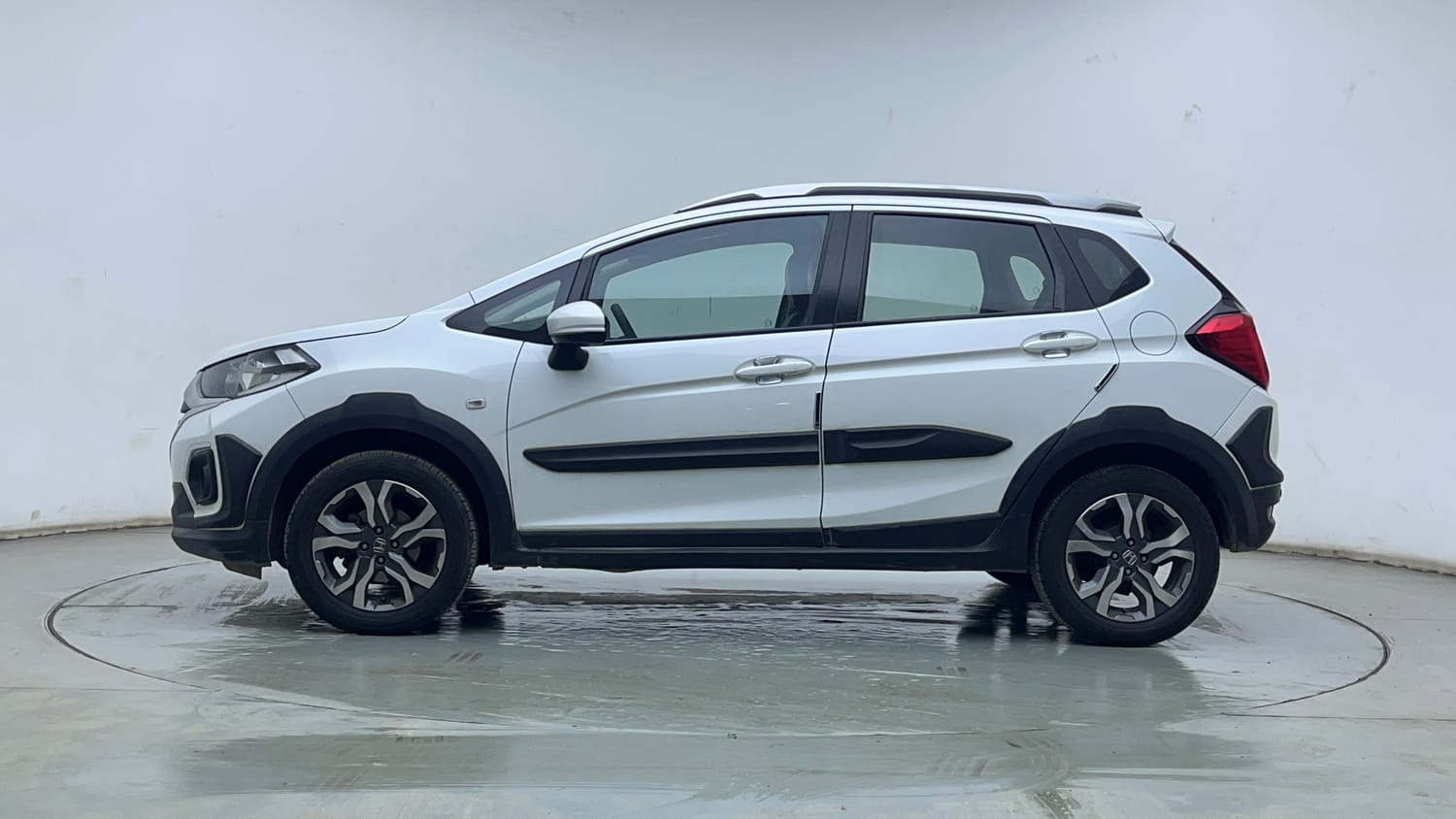 Used 2023 Honda WR-V SV MT Petrol Petrol Manual exterior LEFT SIDE VIEW