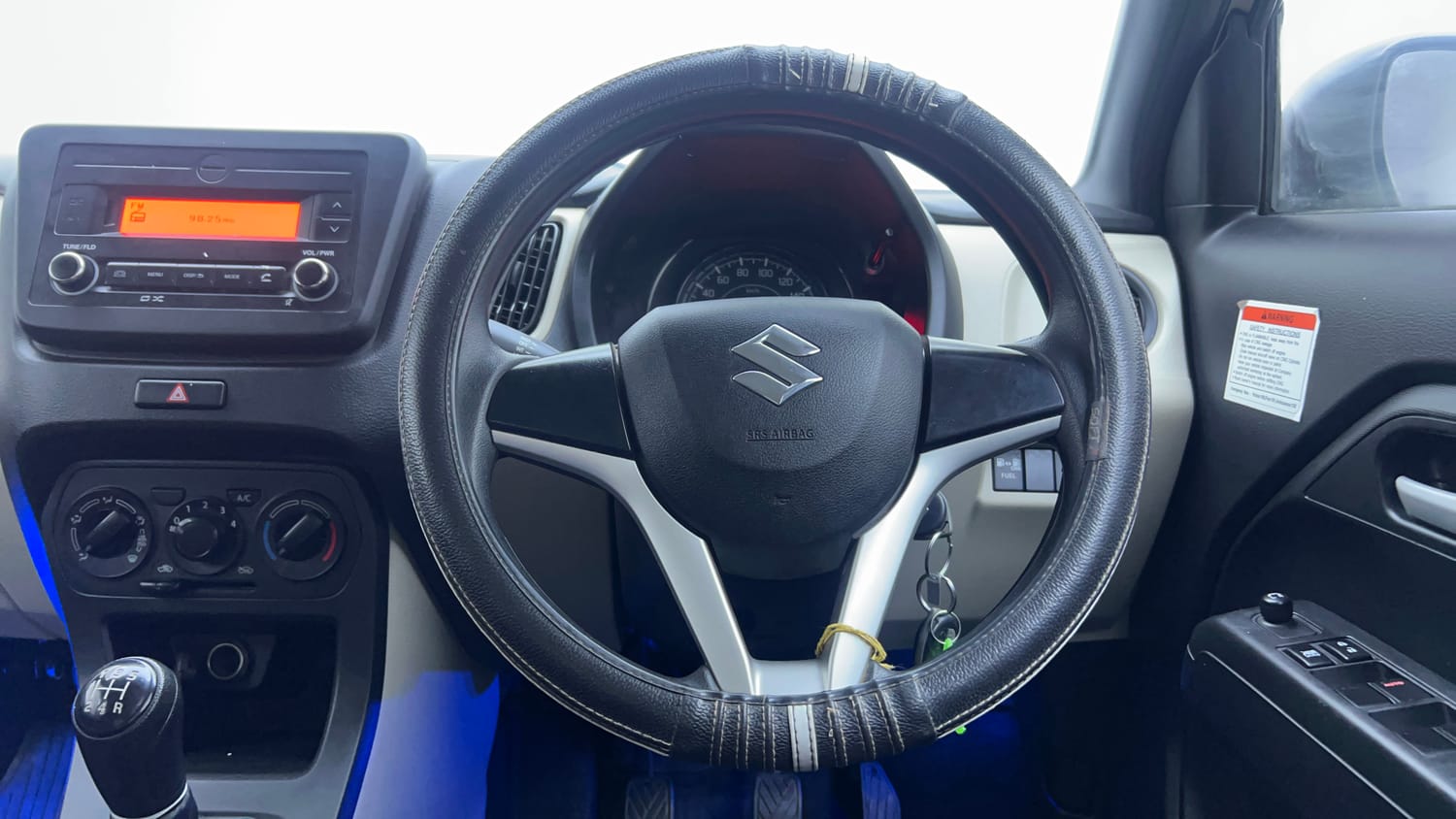 Used 2023 Maruti Suzuki Wagon R VXI 1.0 CNG Cng Manual interior STEERING VIEW
