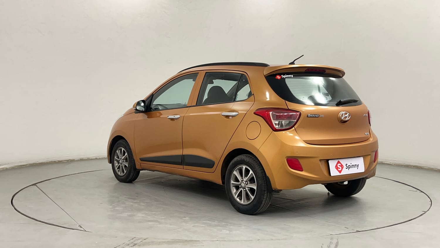 Used 2014 Hyundai Grand i10 Asta 1.2 Kappa VTVT (O) Petrol Manual exterior LEFT REAR CORNER VIEW