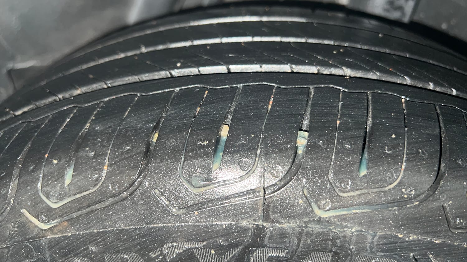Used 2020 Honda City ZX Petrol Petrol Manual tyres LEFT REAR TYRE TREAD VIEW