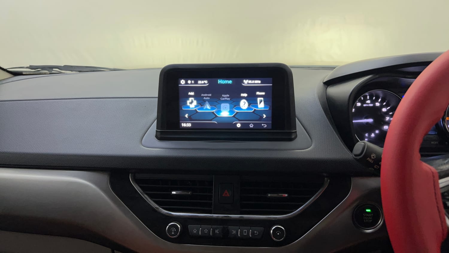 Used 2018 Tata Nexon XZA Plus Diesel Diesel Automatic top_features Touch screen infotainment system