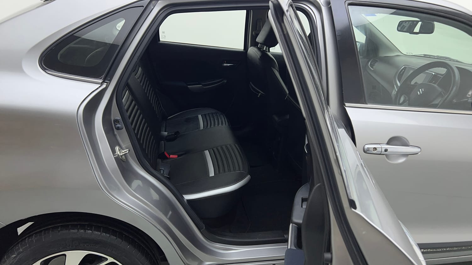 Used 2021 Maruti Suzuki Baleno Zeta Petrol Manual interior RIGHT SIDE REAR DOOR CABIN VIEW