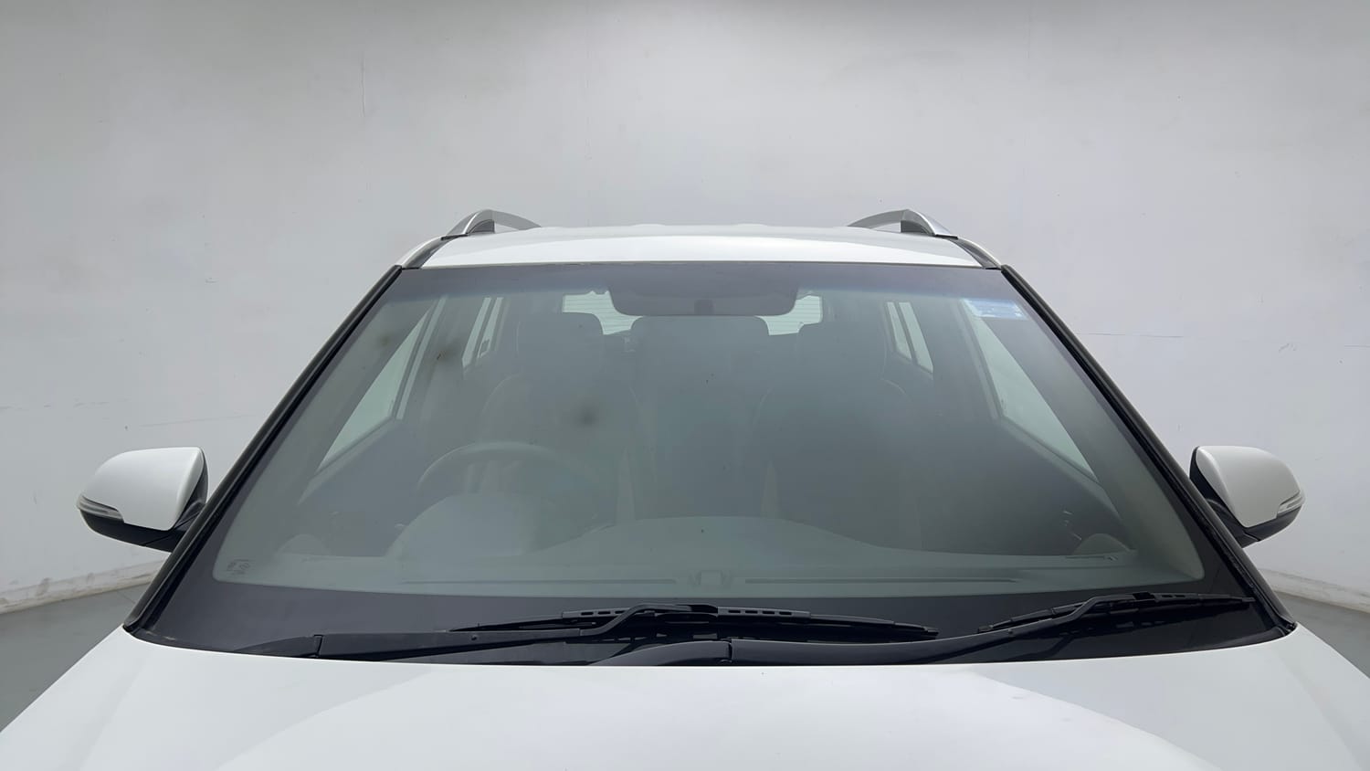 Used 2016 Hyundai Creta 1.6 SX Plus Petrol Petrol Manual exterior FRONT WINDSHIELD VIEW