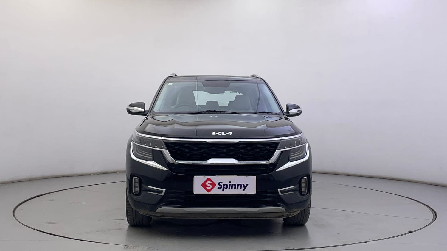 Used 2022 Kia Seltos HTX 1.5 Petrol Manual exterior FRONT VIEW