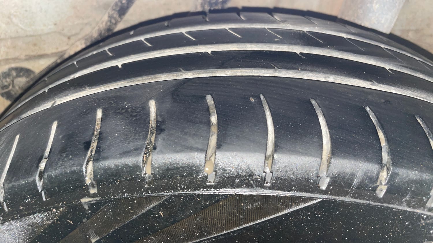 Used 2018 Honda Amaze 1.2 S i-VTEC Opt Petrol Manual tyres LEFT REAR TYRE TREAD VIEW