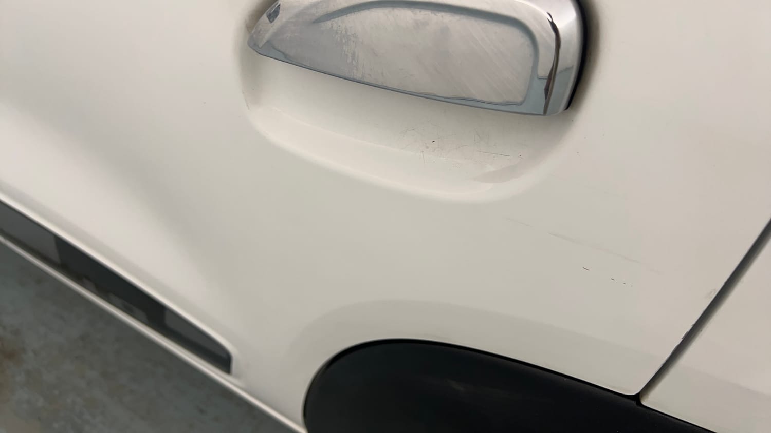 Used 2017 Renault Kwid 1.0 RXL Petrol Manual dents MINOR DENT