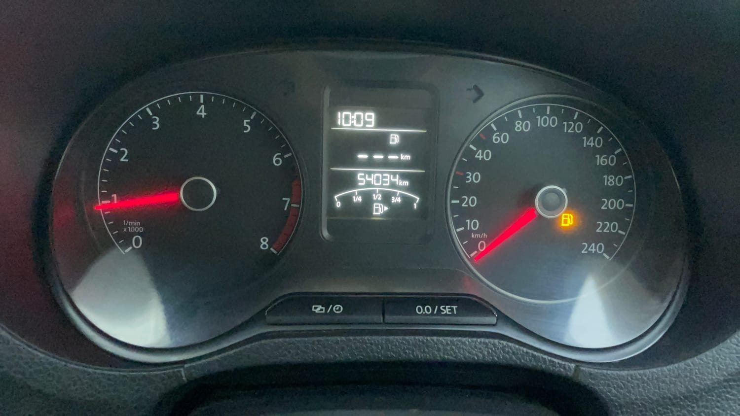 Used 2017 Volkswagen Ameo Highline1.2L (P) Petrol Manual interior CLUSTERMETER VIEW