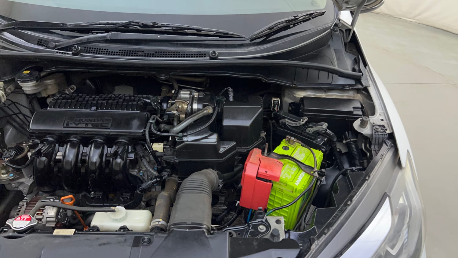 Used 2019 Honda City ZX CVT Petrol Petrol Automatic engine ENGINE LEFT SIDE HINGE & APRON VIEW