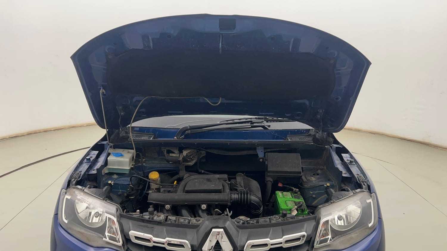 Used 2019 Renault Kwid CLIMBER 1.0 Petrol Manual engine ENGINE & BONNET OPEN FRONT VIEW