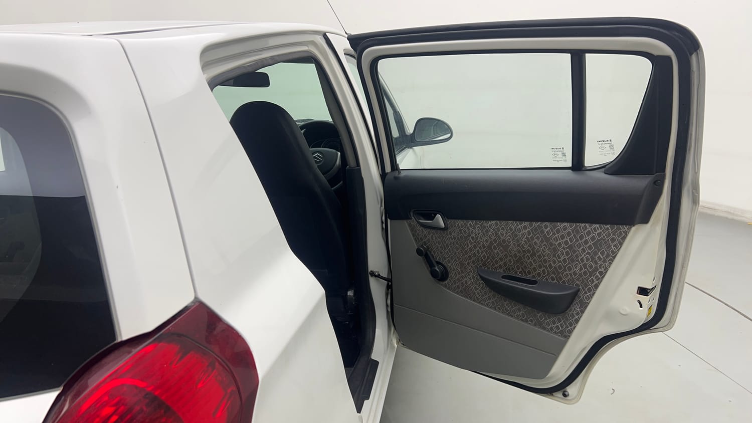 Used 2017 Maruti Suzuki Alto 800 VXi Petrol Manual interior RIGHT REAR DOOR OPEN VIEW
