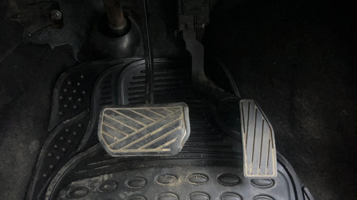 Used 2018 Maruti Suzuki Wagon R 1.0 VXI AMT Petrol Automatic interior PEDALS VIEW