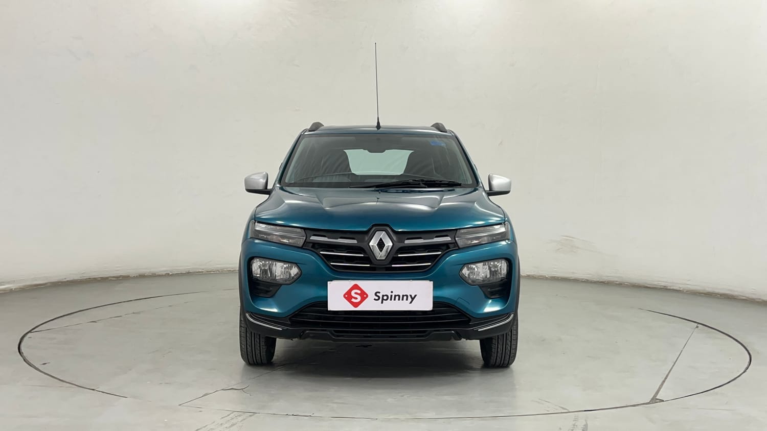 Used 2022 Renault Kwid RXT 1.0 (O) Petrol Manual exterior FRONT VIEW