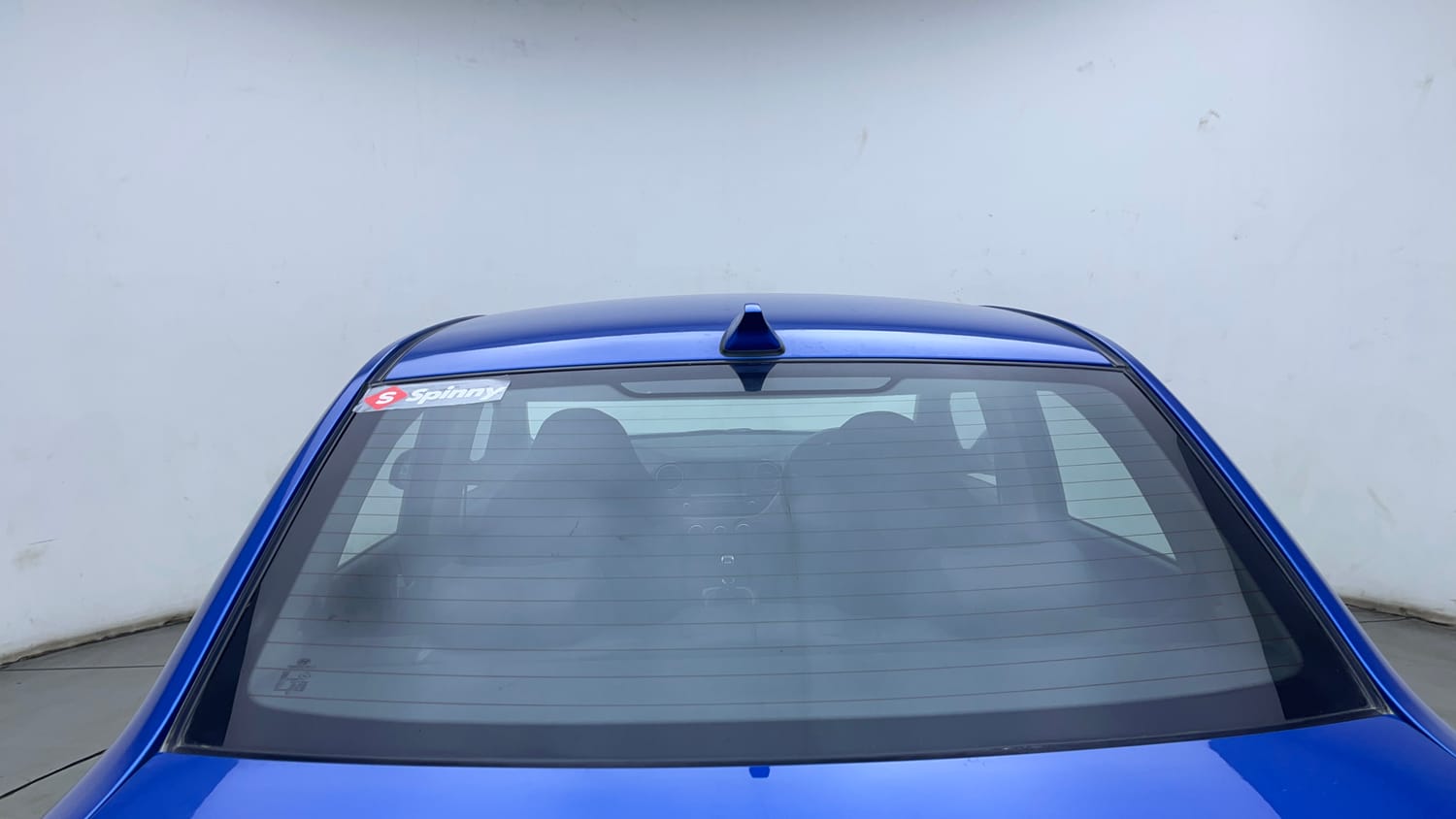 Used 2018 Hyundai Xcent SX Petrol Manual exterior BACK WINDSHIELD VIEW