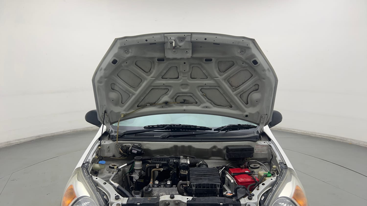 Used 2017 Maruti Suzuki Alto 800 VXi Petrol Manual engine ENGINE & BONNET OPEN FRONT VIEW