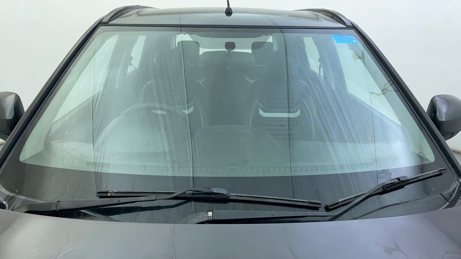 Used 2022 maruti-suzuki Vitara Brezza VXi Petrol Manual exterior FRONT WINDSHIELD VIEW