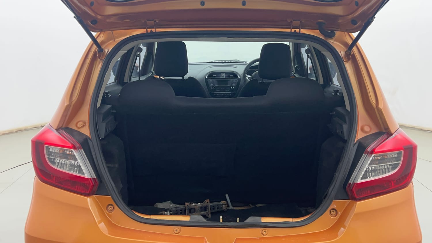 Used 2017 Tata Tiago Revotron XZA Petrol Automatic interior DICKY INSIDE VIEW