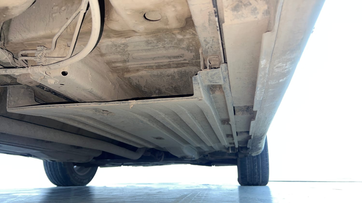 Used 2015 Maruti Suzuki S-Cross Alpha 1.3 Diesel Manual extra REAR RIGHT UNDERBODY VIEW