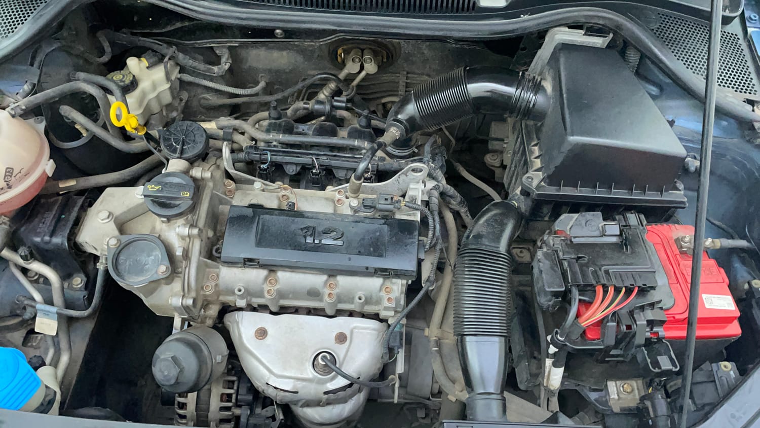Used 2017 Volkswagen Ameo Highline1.2L (P) Petrol Manual engine ENGINE LEFT SIDE VIEW