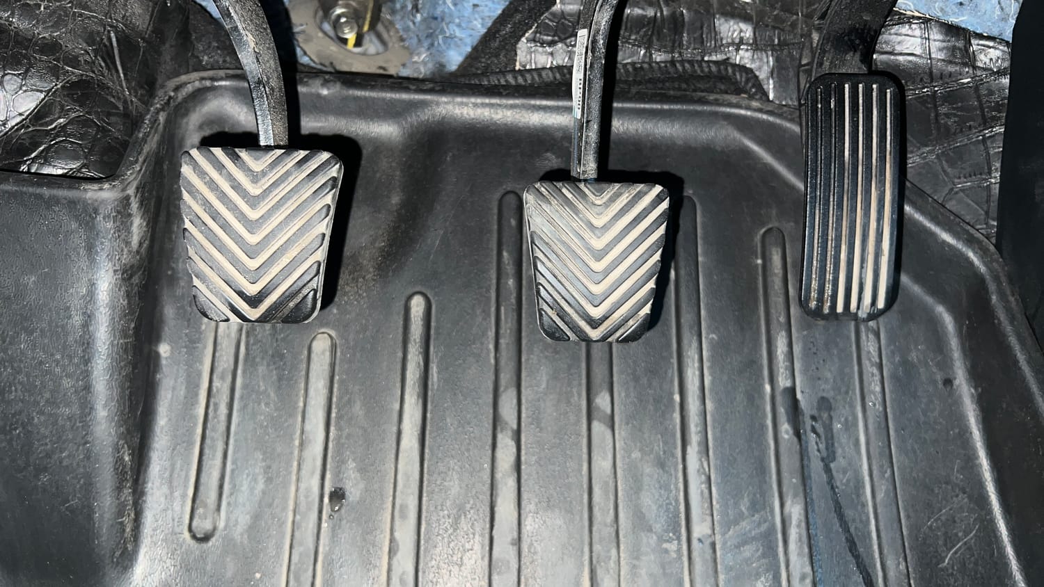 Used 2024 Hyundai Verna SX 1.5 Petrol MT Petrol Manual interior PEDALS VIEW