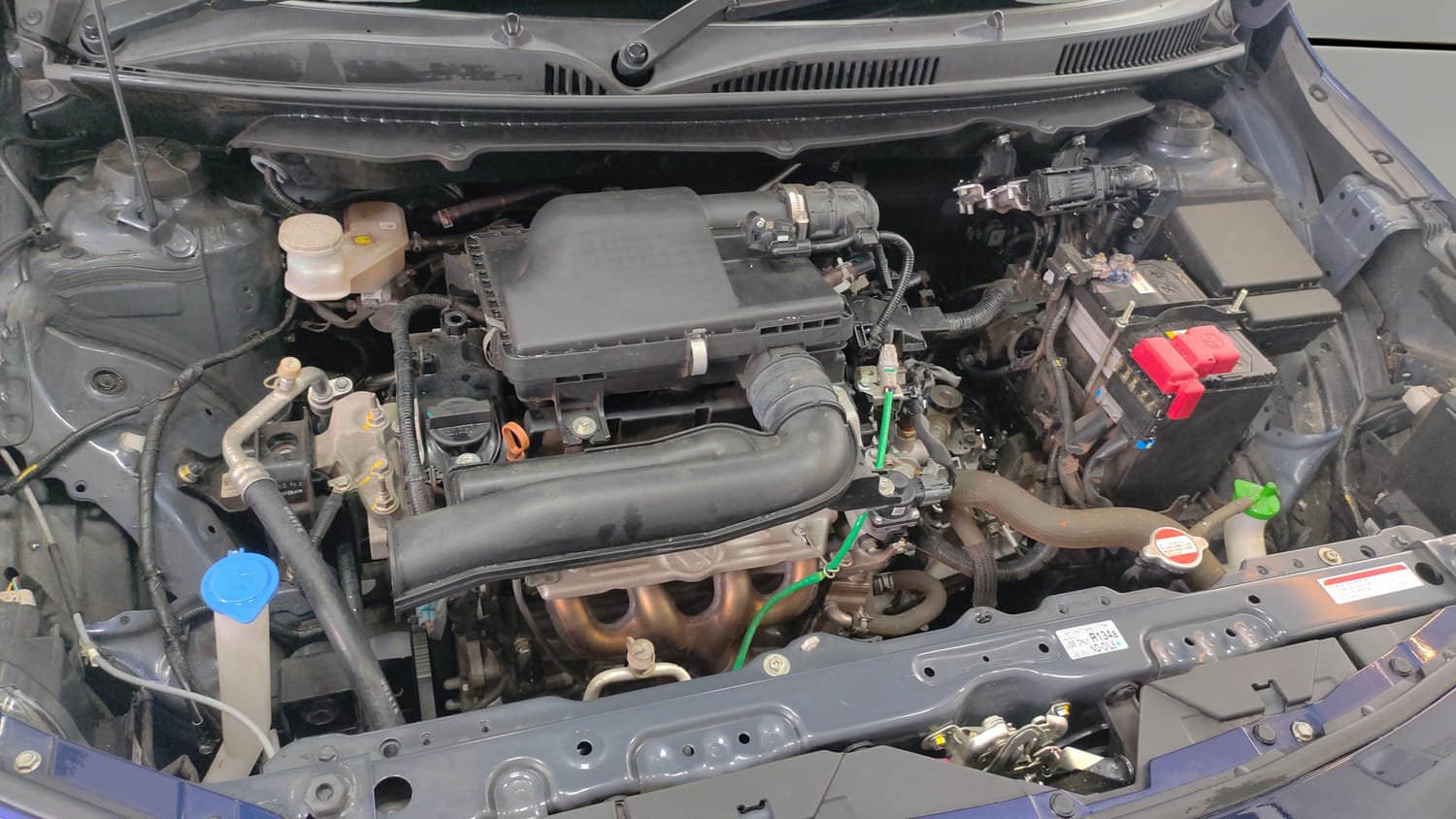 Used 2025 Toyota Glanza V Petrol Manual engine ENGINE RIGHT SIDE VIEW