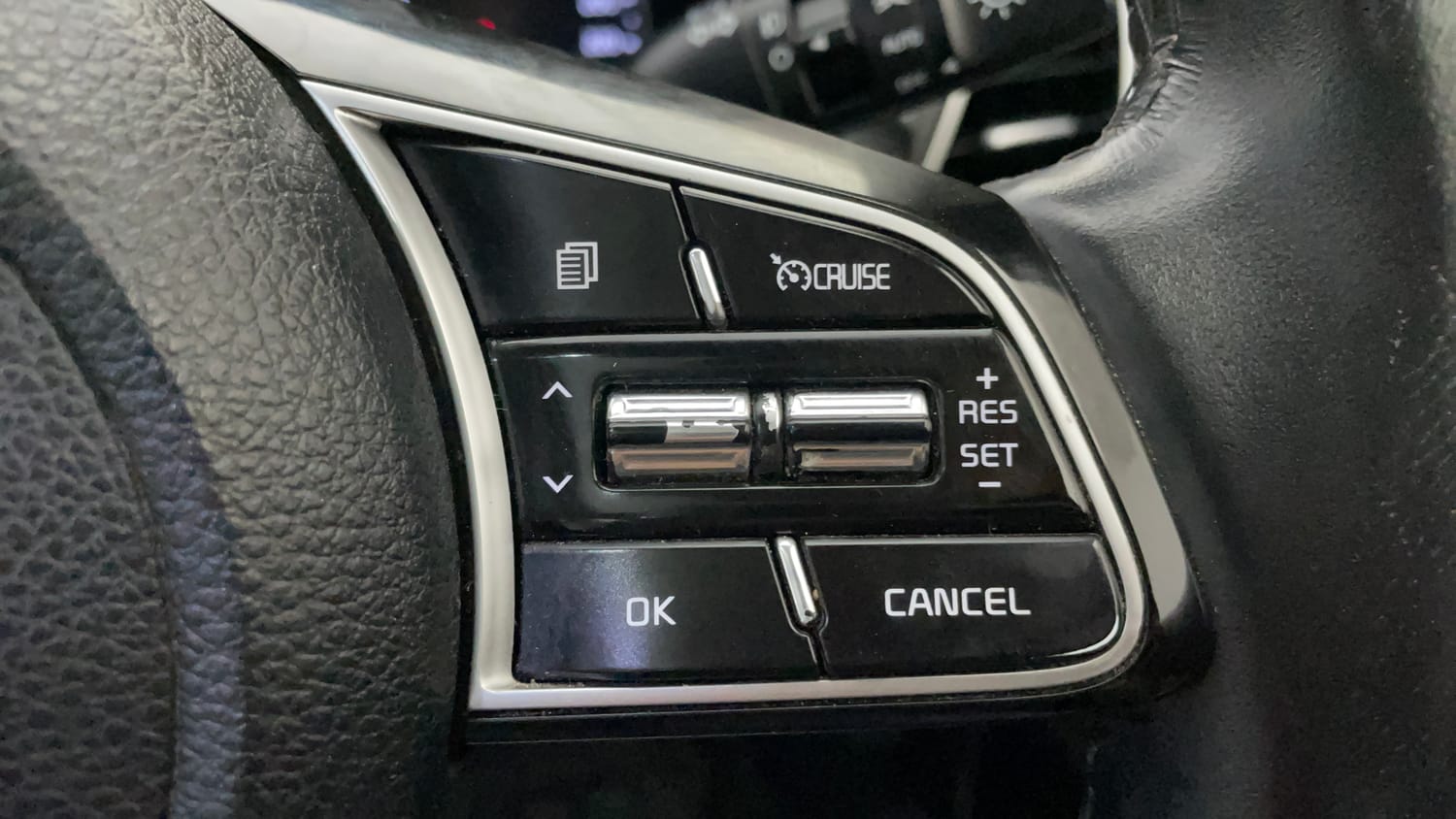 Used 2022 Kia Seltos HTX 1.5 Petrol Manual top_features Cruise control