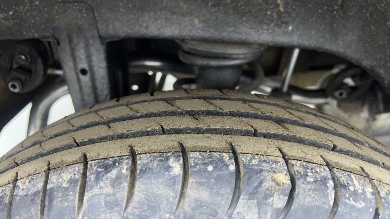Used 2012 Maruti Suzuki Alto LXi BS-IV Petrol Manual tyres RIGHT REAR TYRE TREAD VIEW