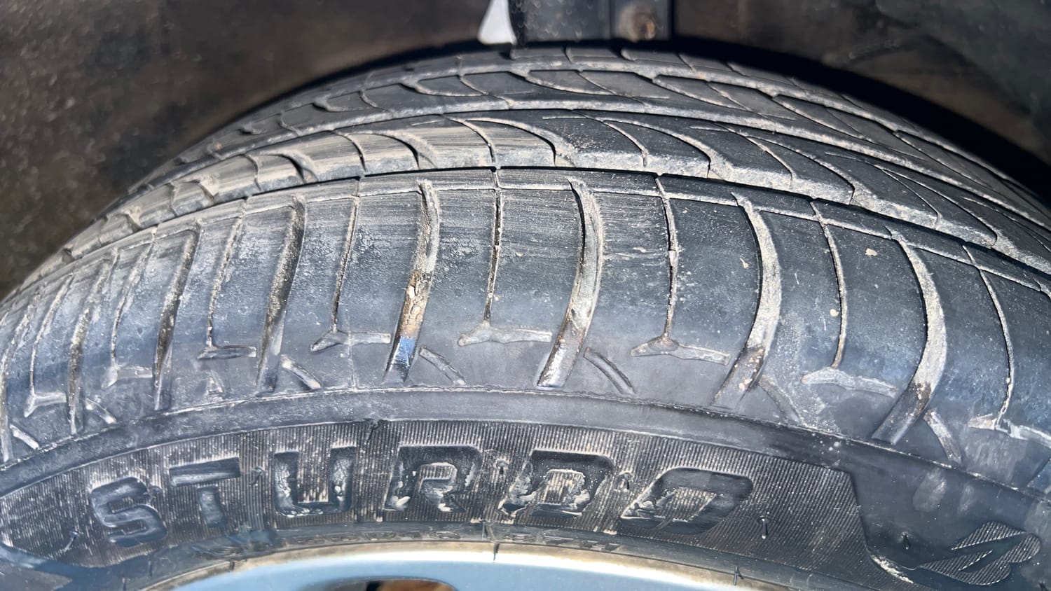 Used 2018 Maruti Suzuki Baleno Zeta 1.2 AT Petrol Automatic tyres RIGHT FRONT TYRE TREAD VIEW