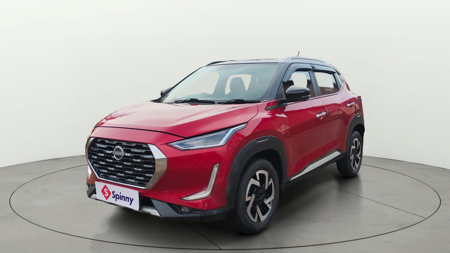 Used 2022 Nissan Magnite XV Premium Turbo CVT Dual Tone Petrol Automatic exterior LEFT FRONT CORNER VIEW